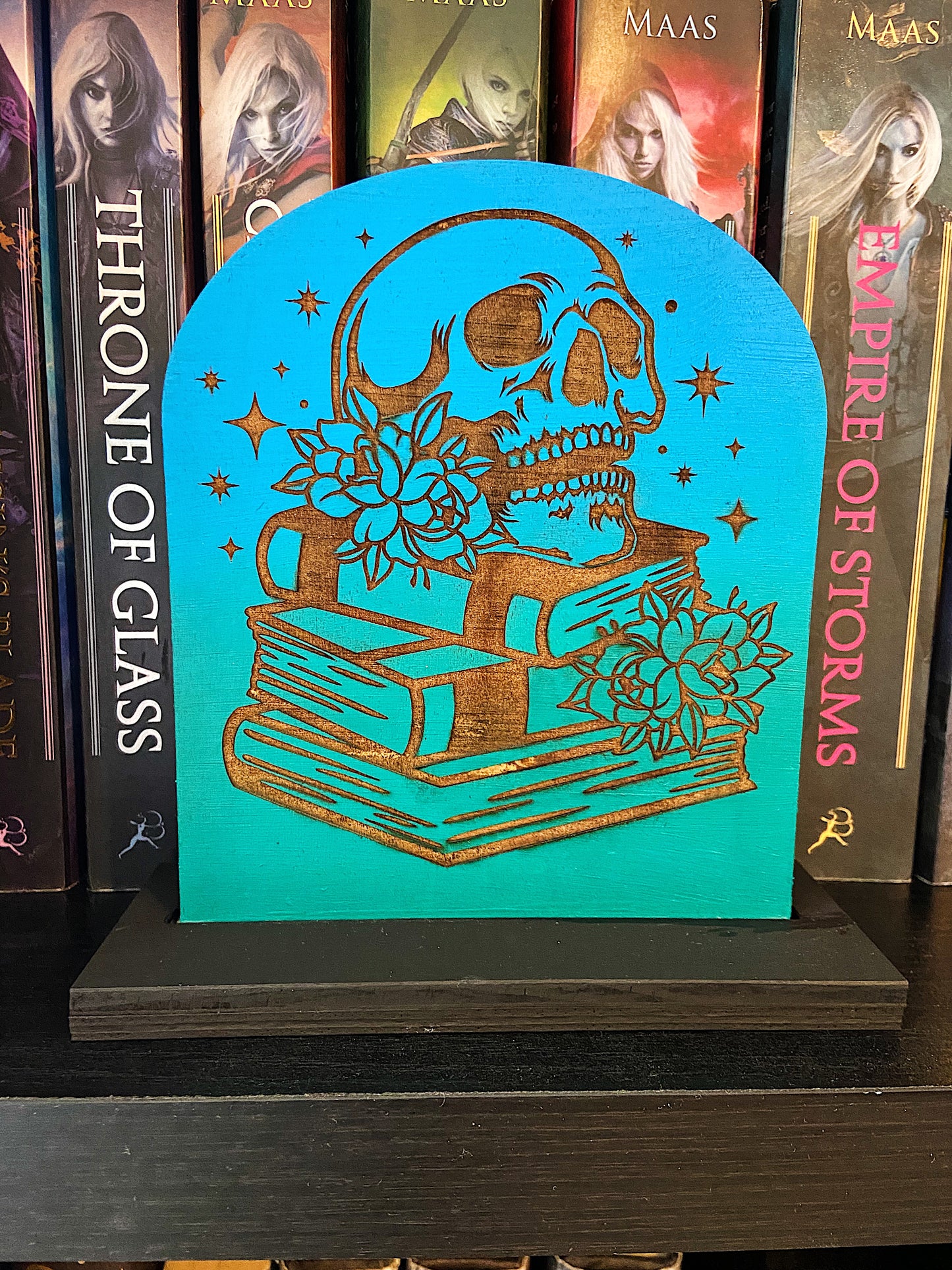 Bookshelf Sign, Library Sign - Ombré Skull and book stack