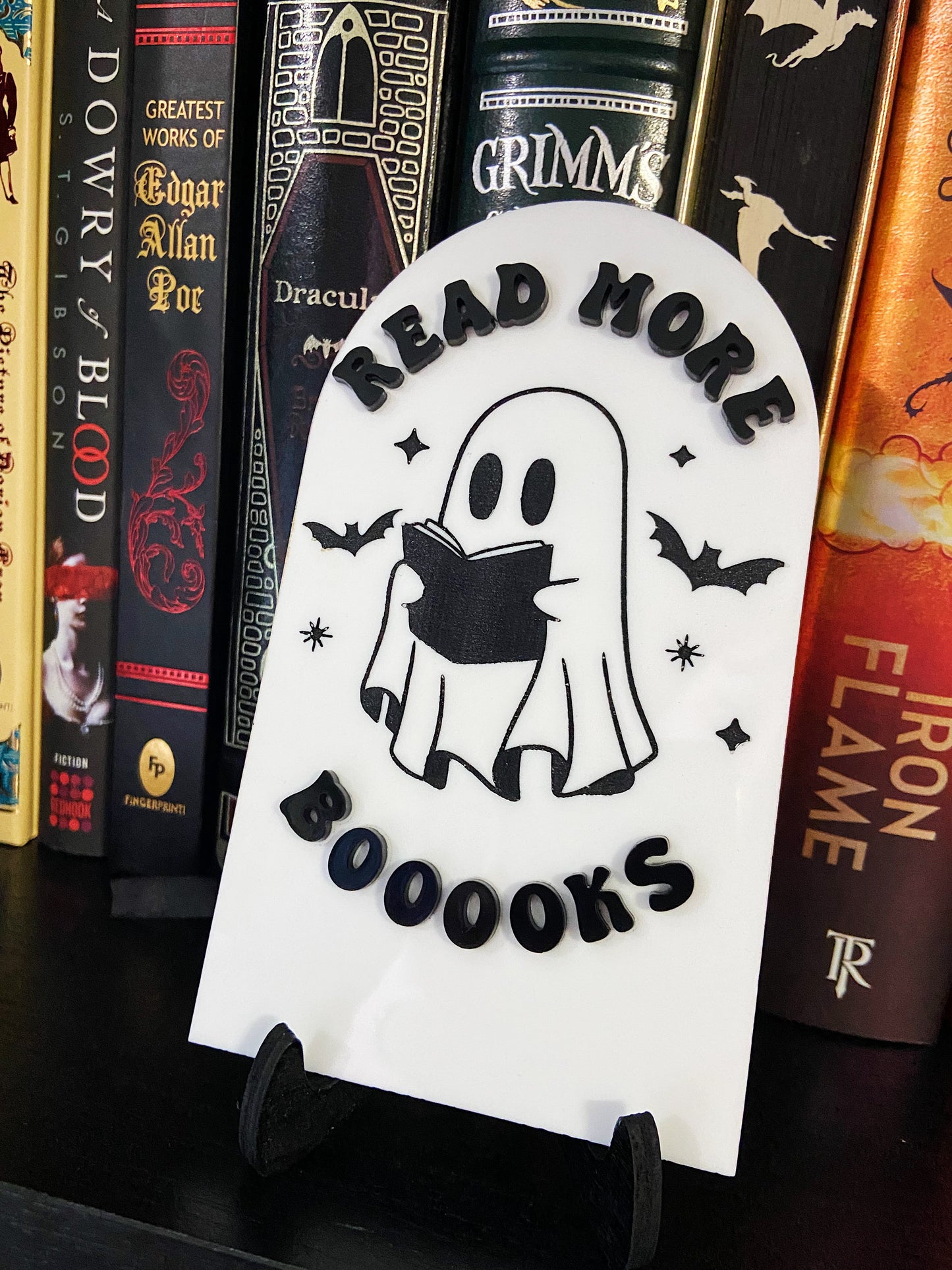 Ghosty “Read More Booooks” Bookshelf Sign