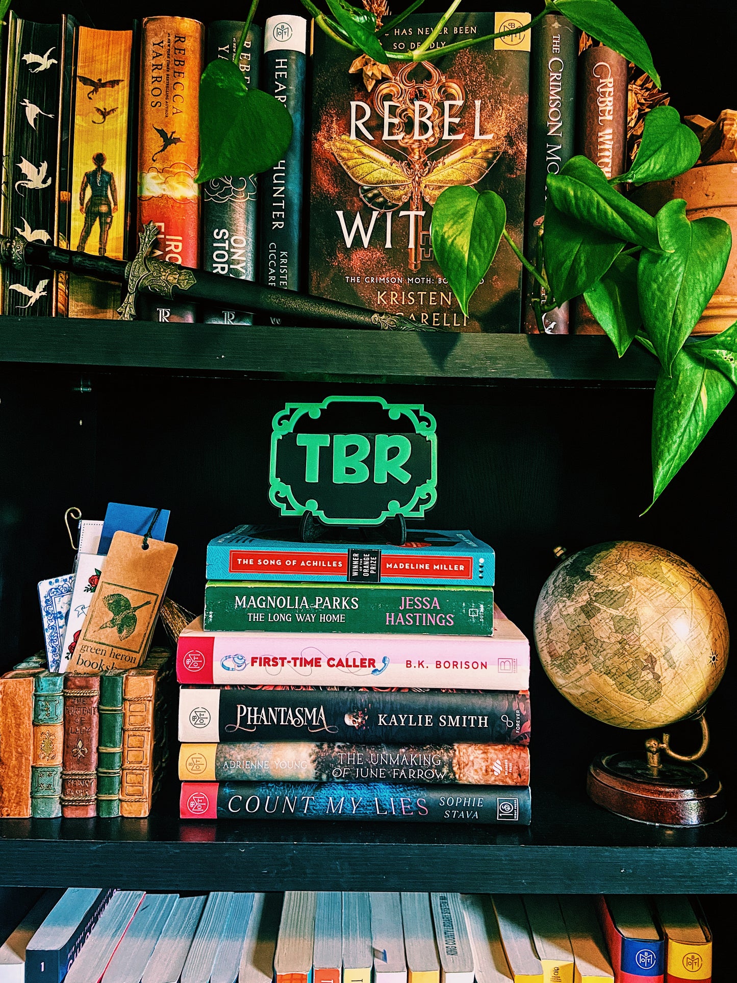 TBR Bookshelf Sign, To Be Read Bookshelf Plaque