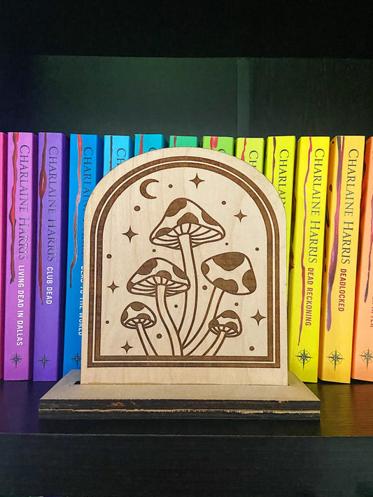 Cottagecore Mushroom Design - Bookshelf Sign